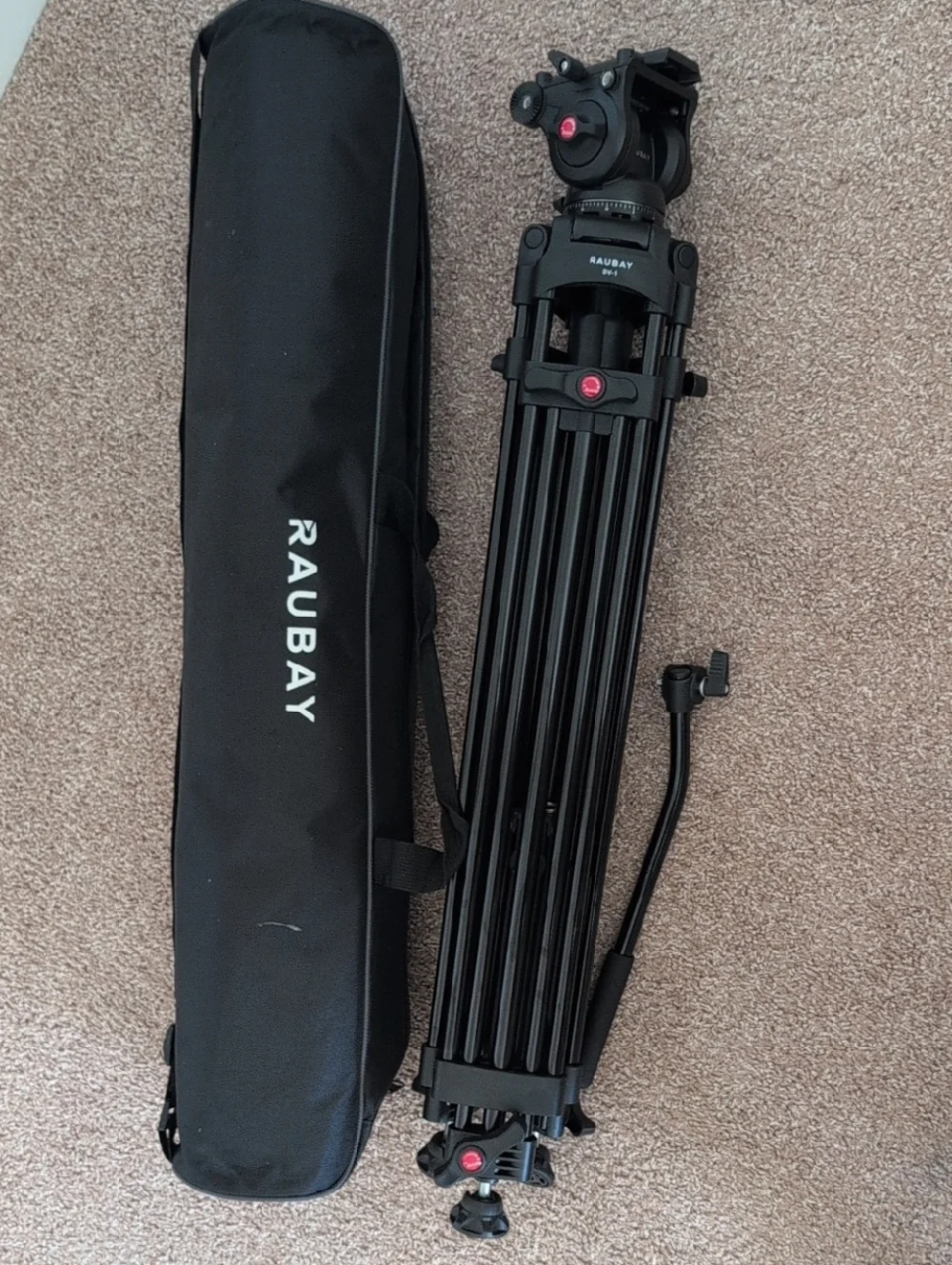 RAUBAY Professional DV-1 Tripod with Carry Bag